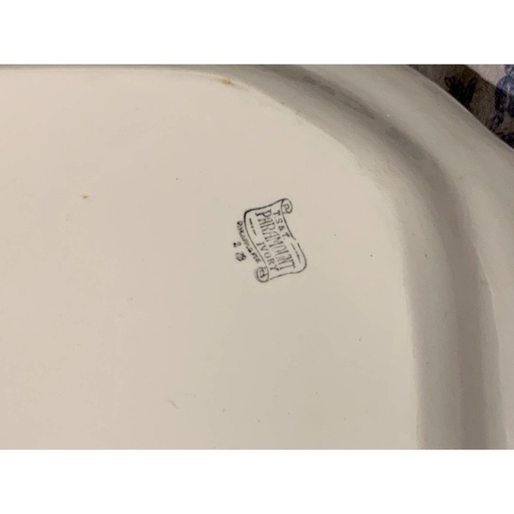 T. S. & T. Taylor Smith and Taylor Paramount Ivory Serving Platter - Picture 7 of 9
